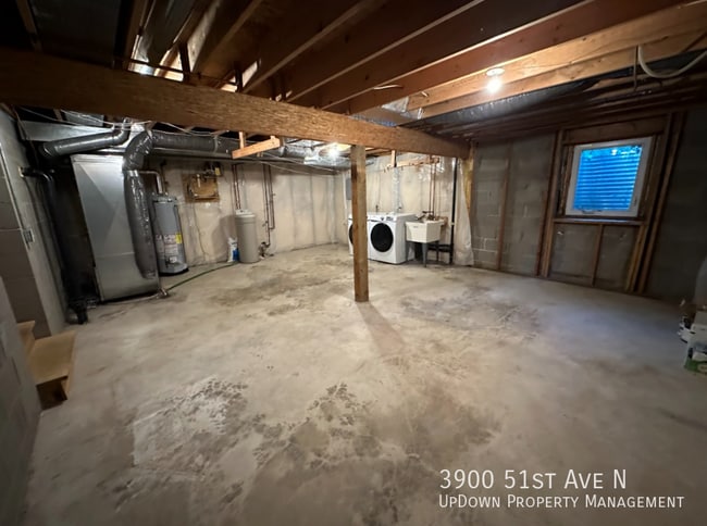 Building Photo - 3900 51st Ave N