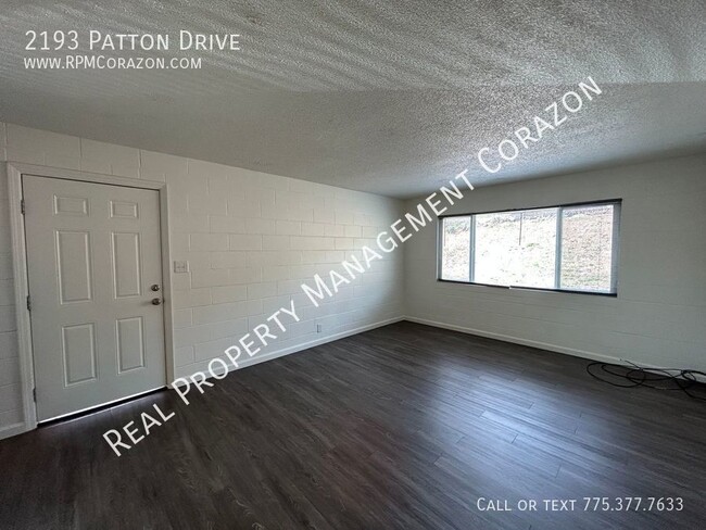 Building Photo - Newly Renovated downstairs 2 Bedroom 1 Bat...