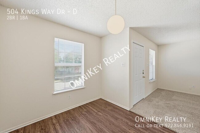 Building Photo - 504 Kings Way Dr