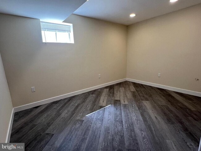 Building Photo - 7510 Sanner Rd