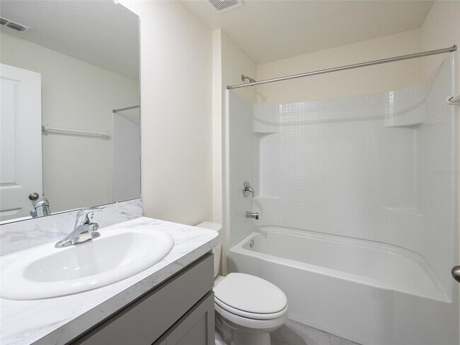 Building Photo - 3820 Mannered Gold Ave