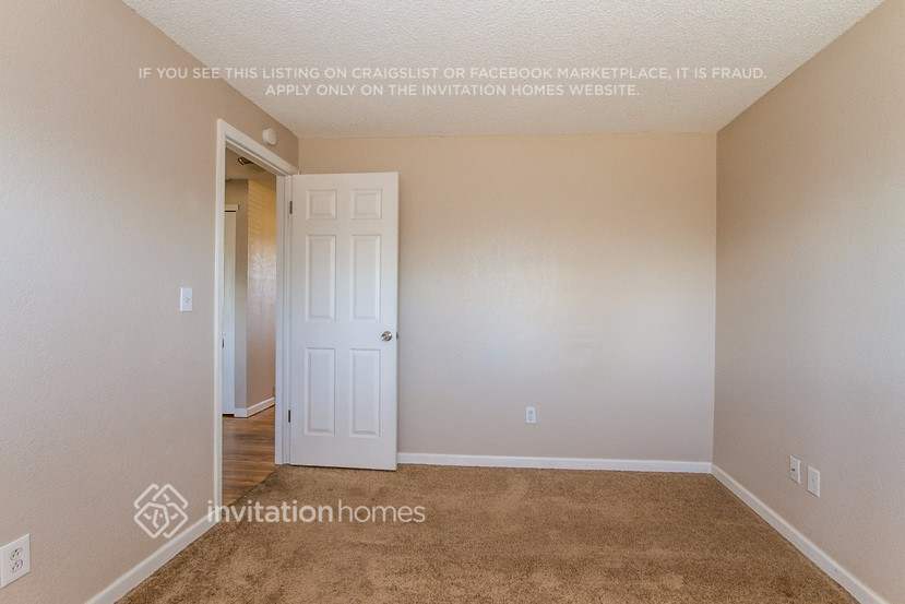 Building Photo - 1497 S Andes Way