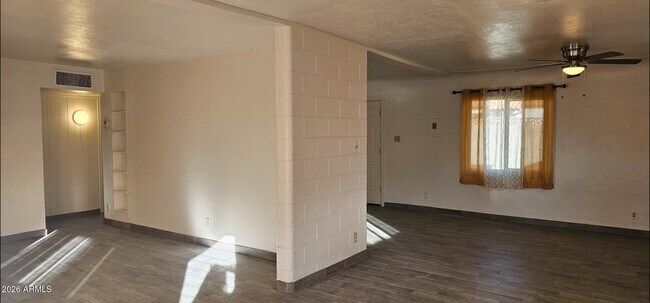 Building Photo - 2138 E Turney Ave