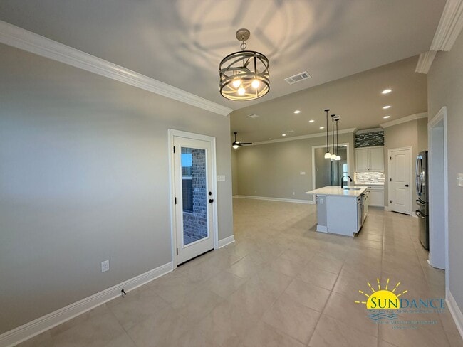 Building Photo - Custom-crafted details shine throughout this stunning 3-bedroom home in Magnolia at the Bluffs in...