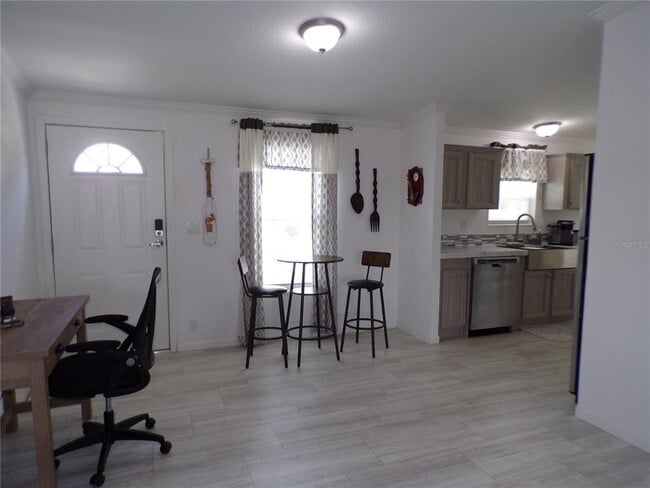 Building Photo - 721 Marlin Dr
