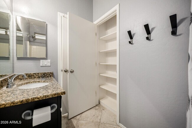 Building Photo - 1991 E Browning Pl