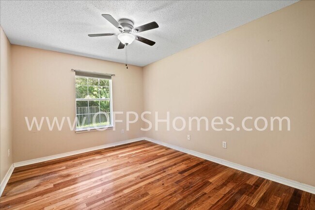 Building Photo - 4 Bedroom Home in Antioch Estates