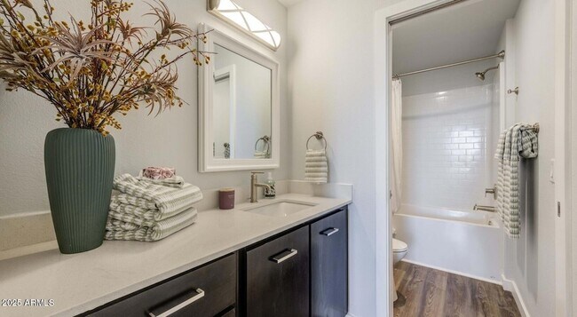 Building Photo - 45760 W Vlg Pkwy