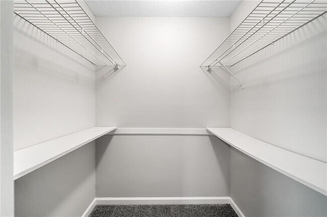 Building Photo - 112 Woodberry Ct