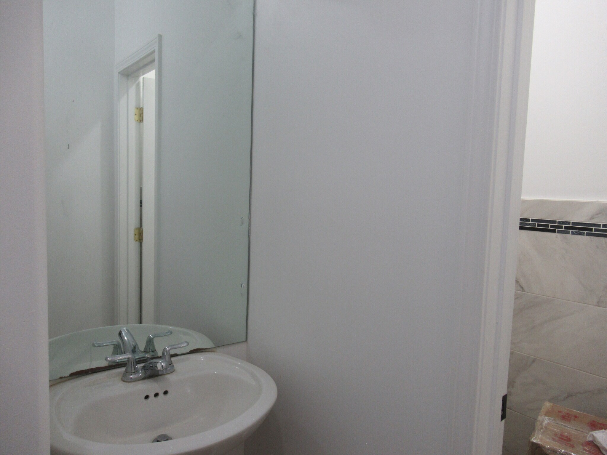 Washroom 1 - 129 NY-306