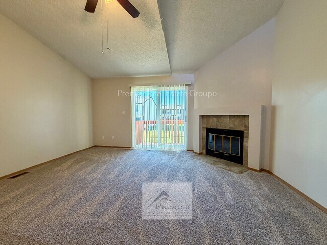 Building Photo - 2366 Lexington Village Ln