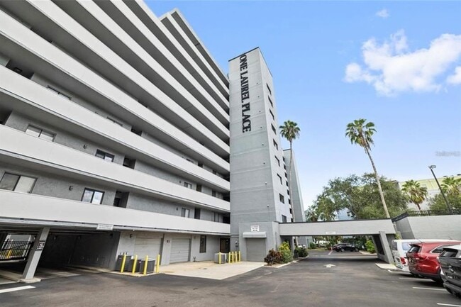 Primary Photo - 201 W Laurel St