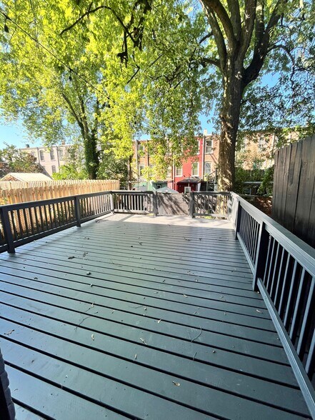 Unit 1 - 17 Belmont Ave
