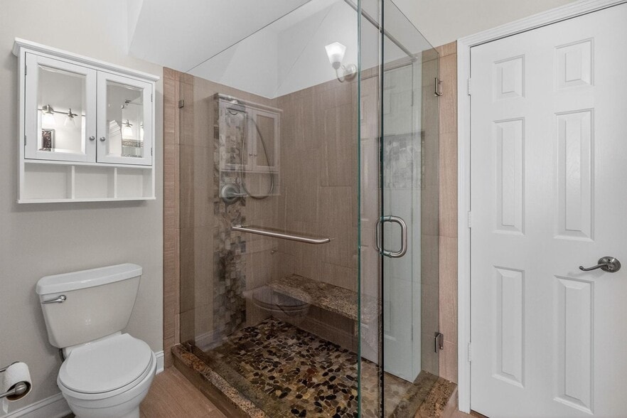 Building Photo - 124 Quality Dr