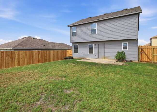 Building Photo - 7526 Crestway Ridge