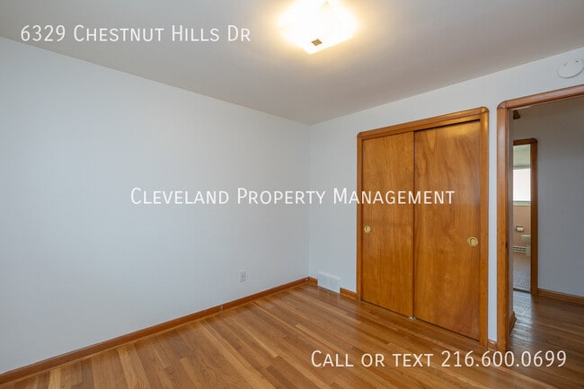 Building Photo - 6329 Chestnut Hills Dr