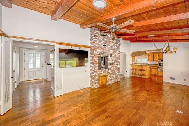 Building Photo - 3547 Henrietta Ave