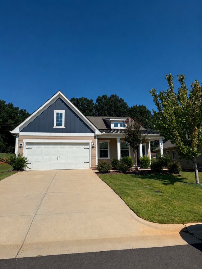 Building Photo - 126 White Apple Wy