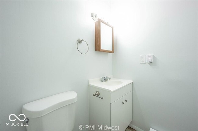 Building Photo - 4881 300W