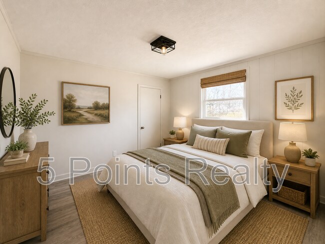 Building Photo - 2121 Bracey Cir