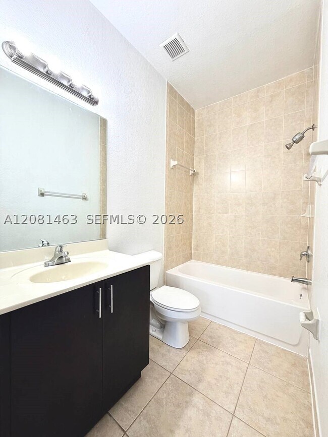 Building Photo - 3431 W 80th St