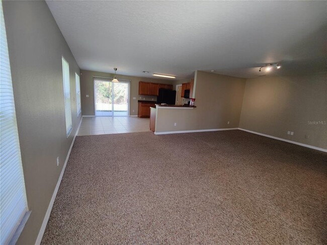 Building Photo - 544 Windrose Dr