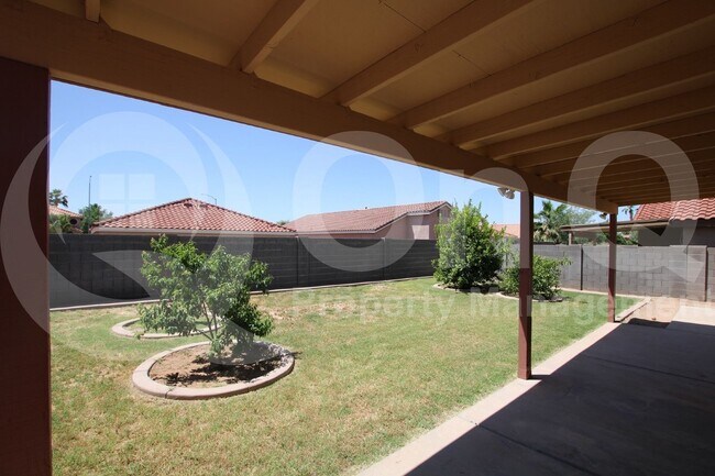 Building Photo - 8141 E Onza Ave