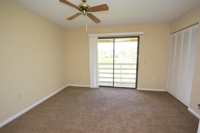 Building Photo - 22640 Watersedge Blvd