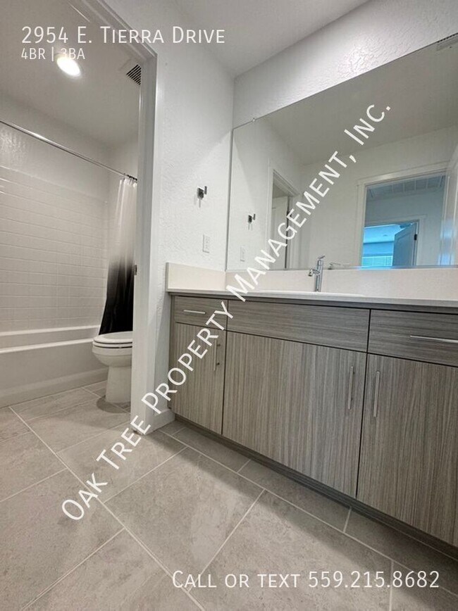 Building Photo - 2954 E Tierra Dr