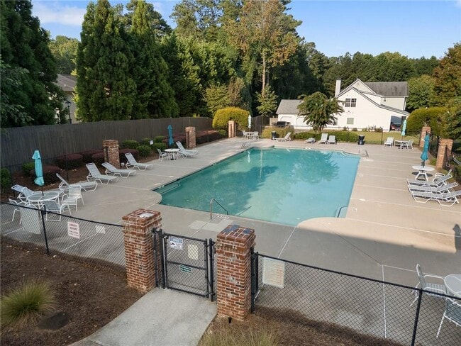 Building Photo - 4677 Liberty Square Dr