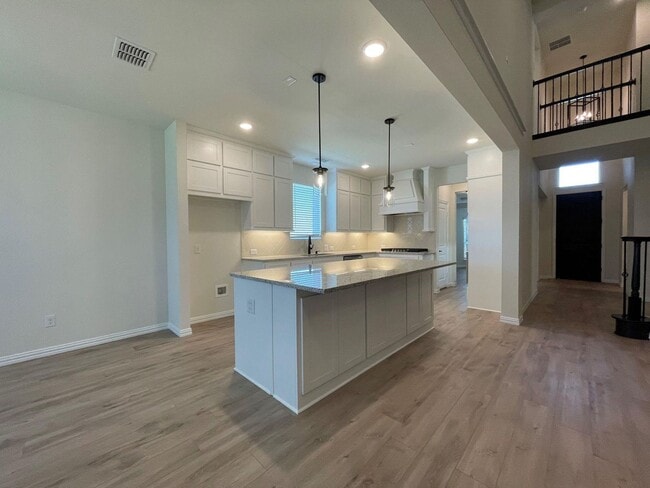 Building Photo - 6270 Shasta Creek Rd