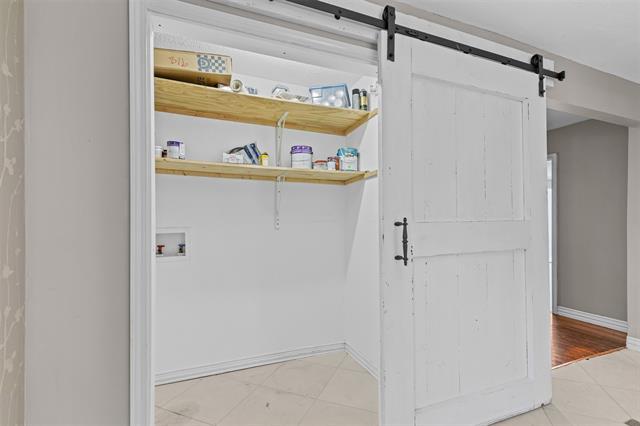 Building Photo - 2117 W Lotus Ave