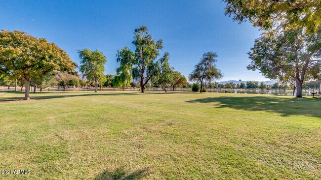 Building Photo - 36071 Seville Dr