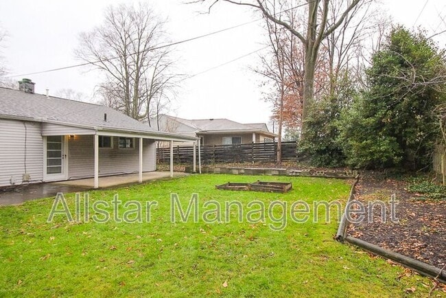 Building Photo - 6393 Springwood Rd