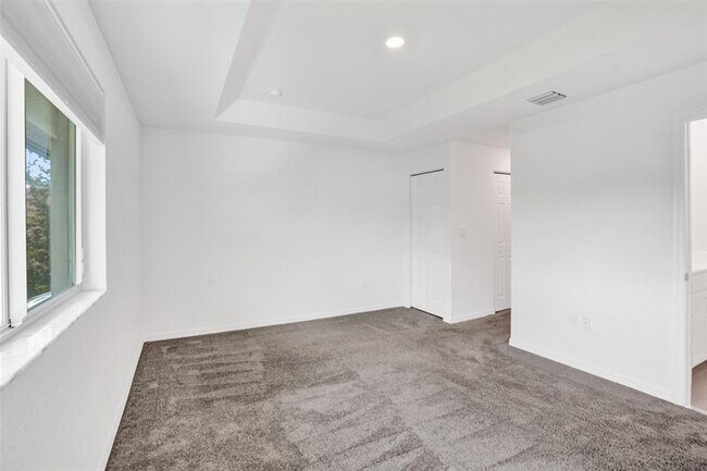 Building Photo - 4748 SW 63rd Terrace