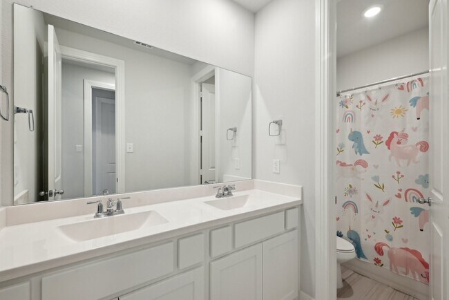 Building Photo - 453 Arcane Dr