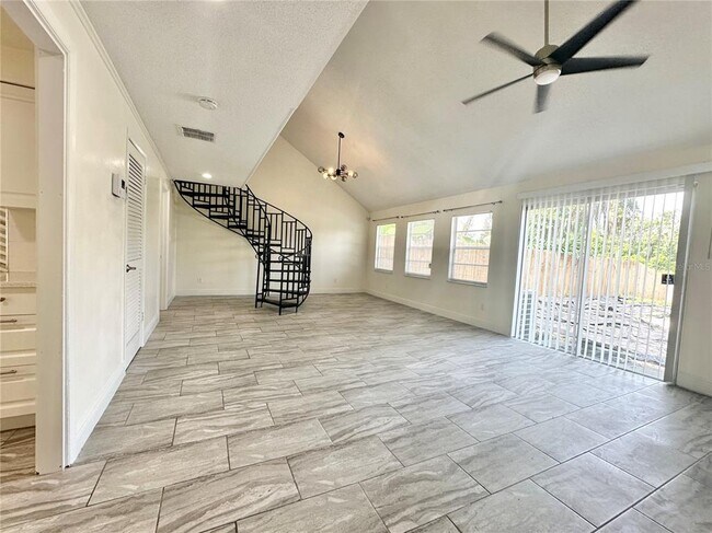 Building Photo - 122 S Bulova Dr