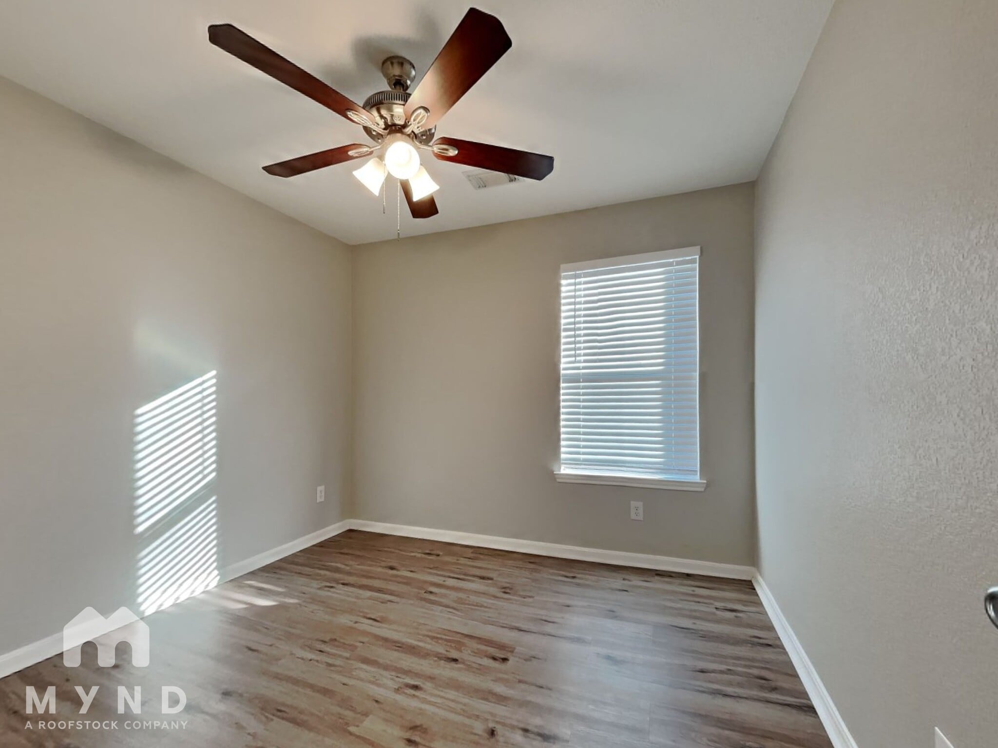 Building Photo - 21307 Shadow River Ln