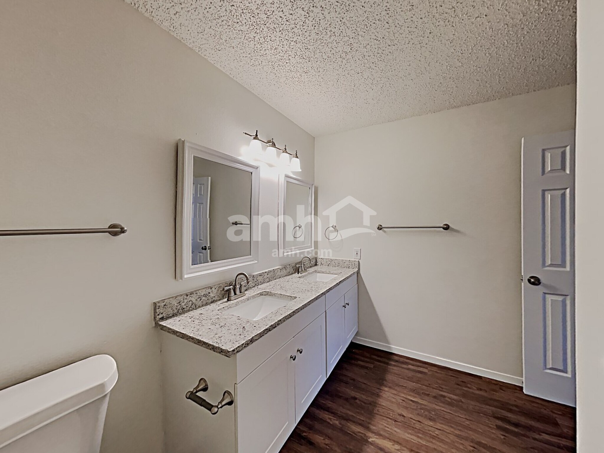 Building Photo - 2407 Canyon Rim