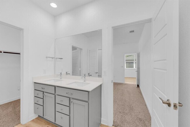 Building Photo - 149 Filifera Ct