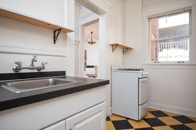 Building Photo - SUMMER SPECIAL – Move in and Save Big!