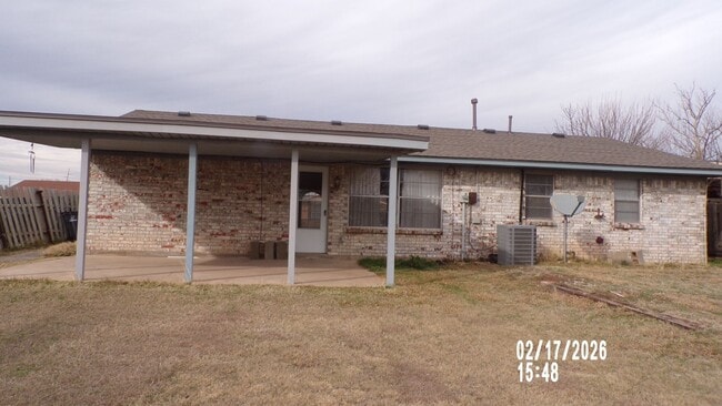 Building Photo - Lee West Estates, close to Hospital, shopping and restaurants