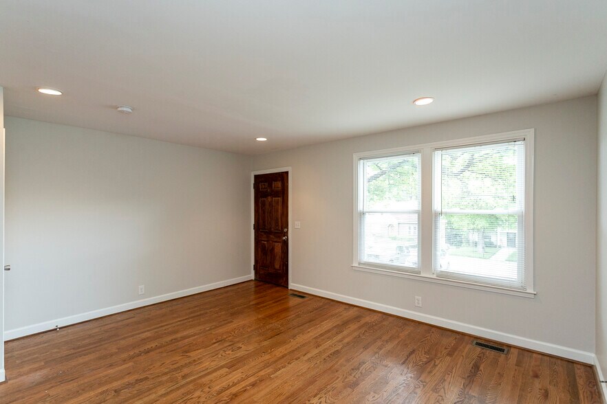 Building Photo - 145 B Kenner ave
