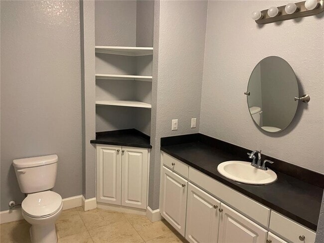 Building Photo - 165 Alexander Woods Dr