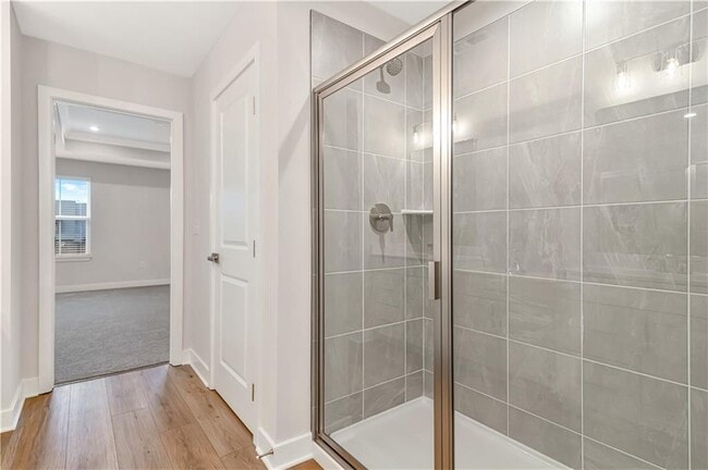 Building Photo - 555 Thatch Ter