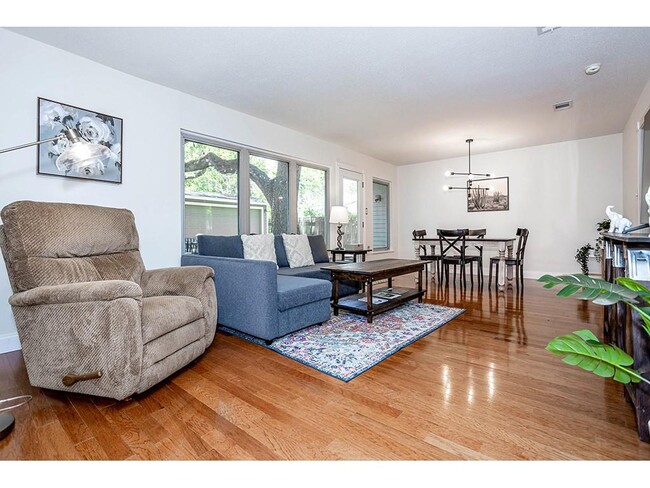 Building Photo - 2311 Westforest Dr