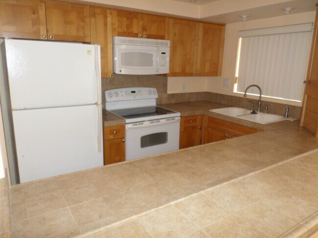 Building Photo - 1808 N 32nd St