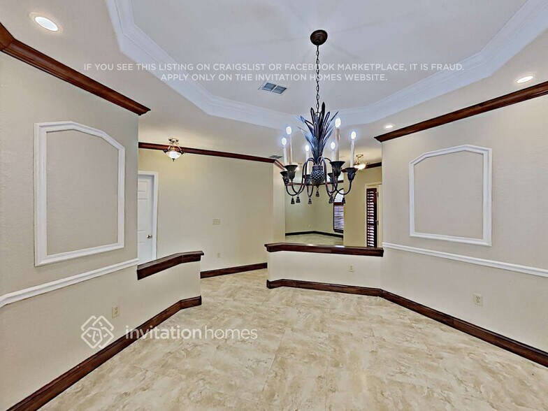 Building Photo - 674 Milan Dr