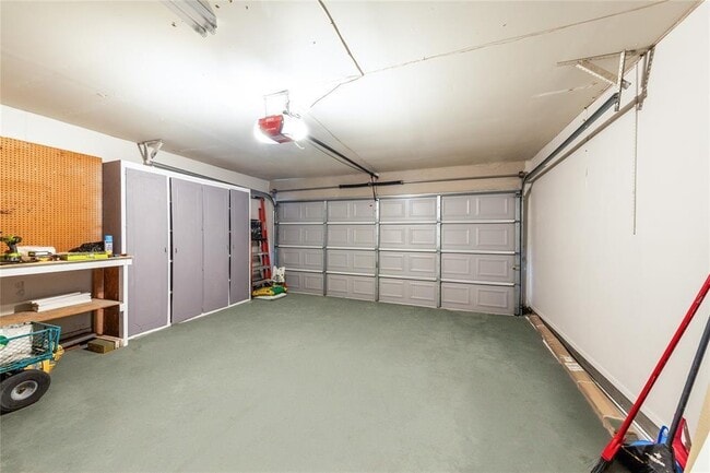 Building Photo - 16714 Pocono Dr