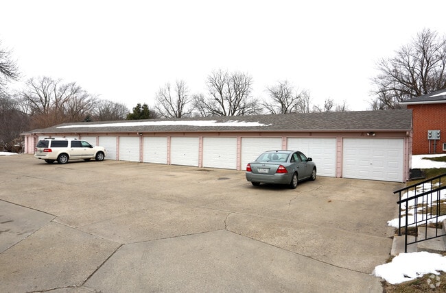 Building Photo - 800 13th St